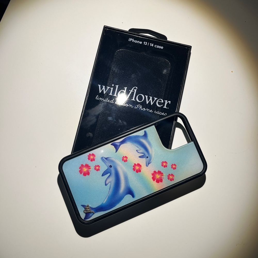 Wildflower Phone Case -Fits iPhone 13 and 14-